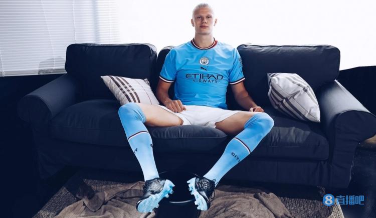 弗洛伦蒂诺指责特瓦斯加入足协董事会，但其本人亦曾加入数年（弗洛伦蒂诺抨击特瓦斯入足协董事会，自己此前亦在任数年）