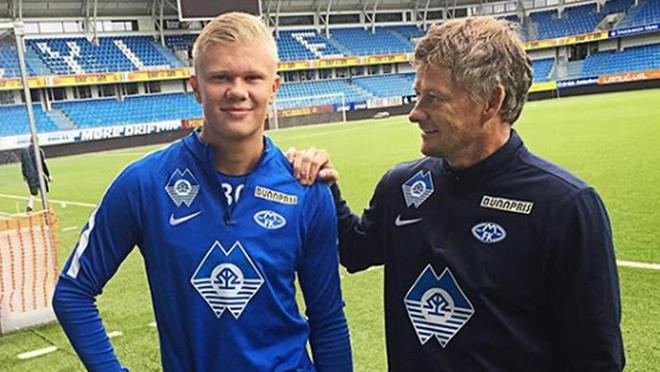 梅开二度，弗格森成为第3位代表意大利球队欧战进球的爱尔兰人（独中两元，弗格森成第3位为意大利球队在欧战建功的爱尔兰球员）