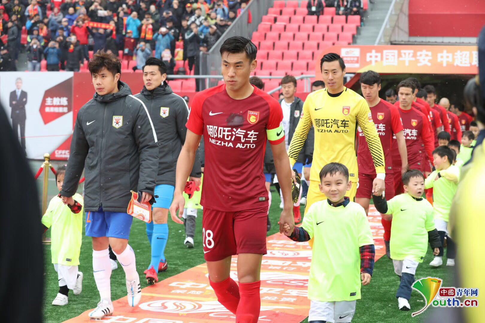 米兰跟队：珀斯光荣踢意丙都未必保级；科莫托即将去斯佩齐亚（米兰随队记者：珀斯光荣放到意丙也难保级，科莫托将投斯佩齐亚）