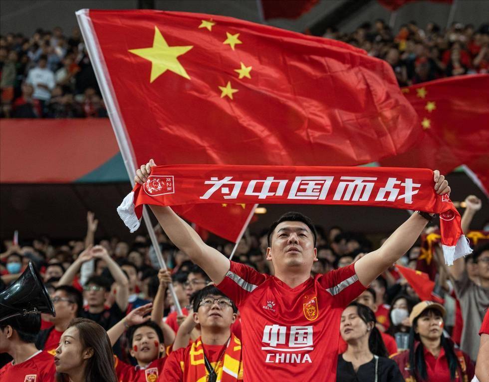 姆伯莫上赛季至今英超攻入26球，同期仅次于哈兰德、萨拉赫（姆伯莫自上赛季以来英超已进26球，仅逊哈兰德、萨拉赫）