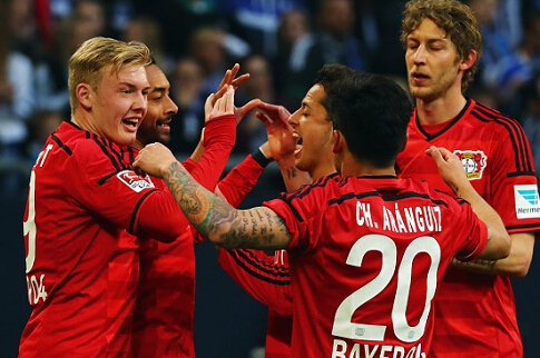 媒体人：跨年制度是迟早要考虑的，跨了才能真正融入世界体系（媒体人：跨年赛制势在必行，迈过去方能融入全球体系）