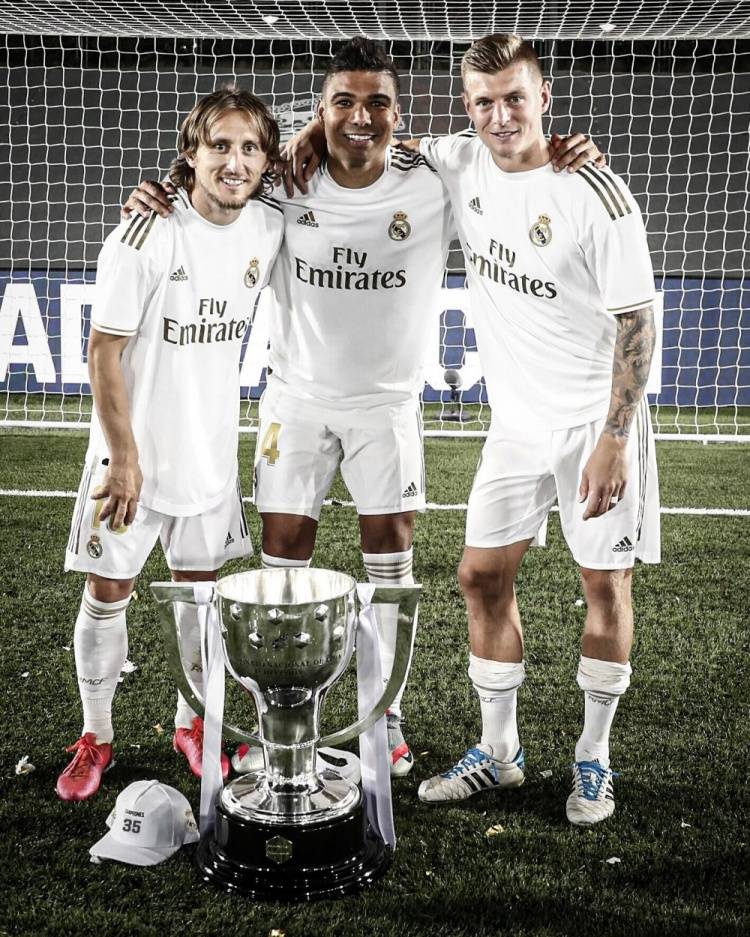 意媒：奇克考虑在冬窗离开米兰，以提升参加世界杯的机会（意媒：奇克或在冬窗告别米兰，力争提升世界杯参赛机会）