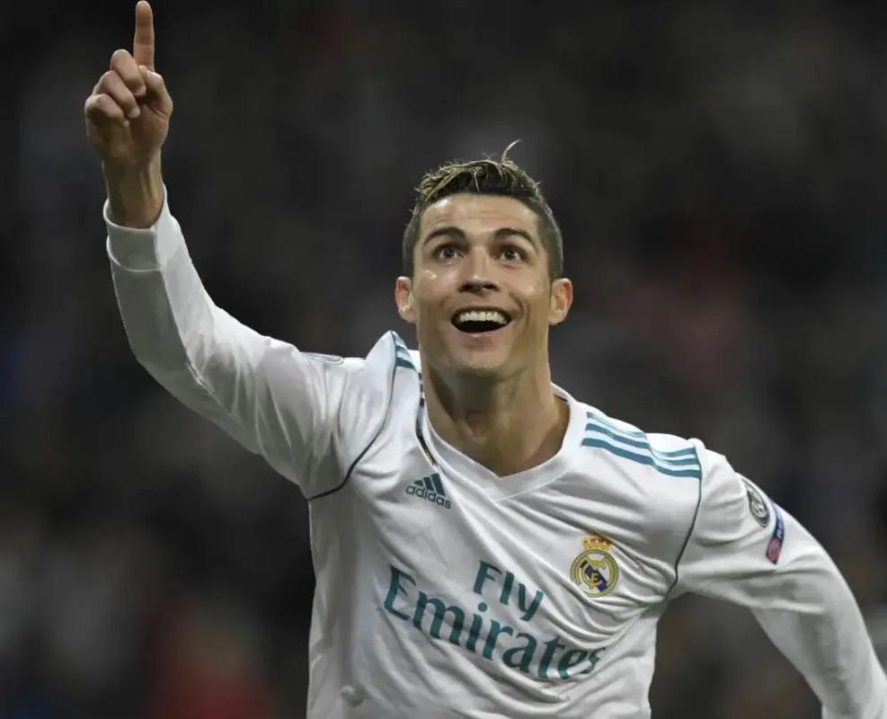 罗尔费斯：药厂在对抗中太软了，我们退缩了、在躲着身体对抗（罗尔费斯：药厂对抗强度不足，我们在回避身体拼抢）