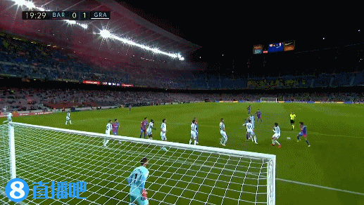 皇马客场3-0击败毕巴，阿诺德表现神勇但伤退，展现世界级水准，但伤病困扰持续。