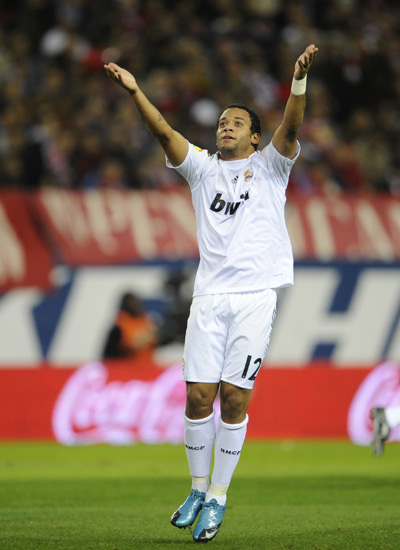 普利希奇流感中逆天改命，带领AC米兰重返意甲榜首（普利希奇带病出战发威，助AC米兰重登意甲榜首）