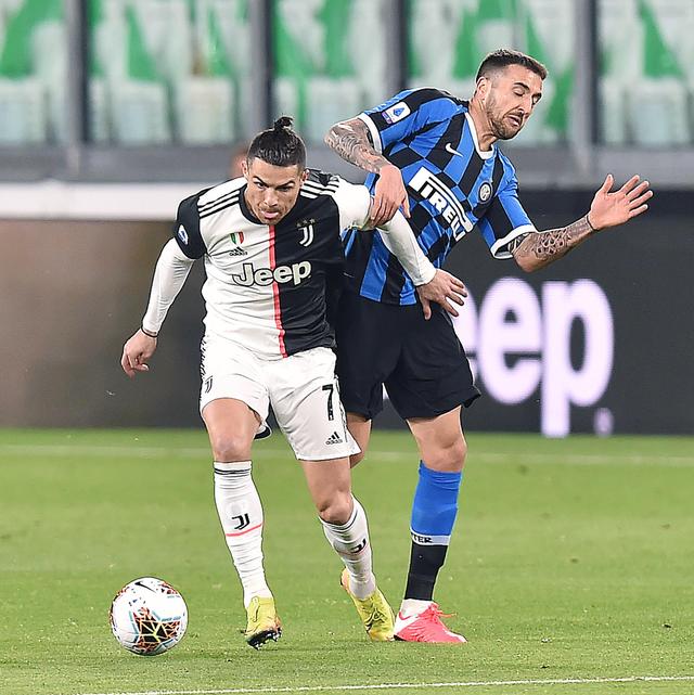 2026美加墨世界杯分组抽签结果出炉，姆巴佩、哈兰德小组赛相遇！（2026美加墨世界杯分组揭晓：姆巴佩与哈兰德同组相逢！）