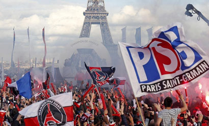 欧冠进球榜更新：梅西连续破门,（欧冠射手榜再更新：梅西连场建功）